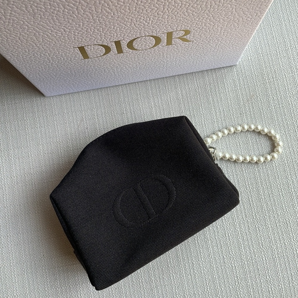 Dior black canvas cosmetics pouch with box - Picture 4 of 17
